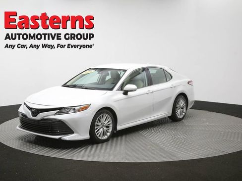 Used 2019 Toyota Camry XLE w/ Carpet Mat Package FWD image 57