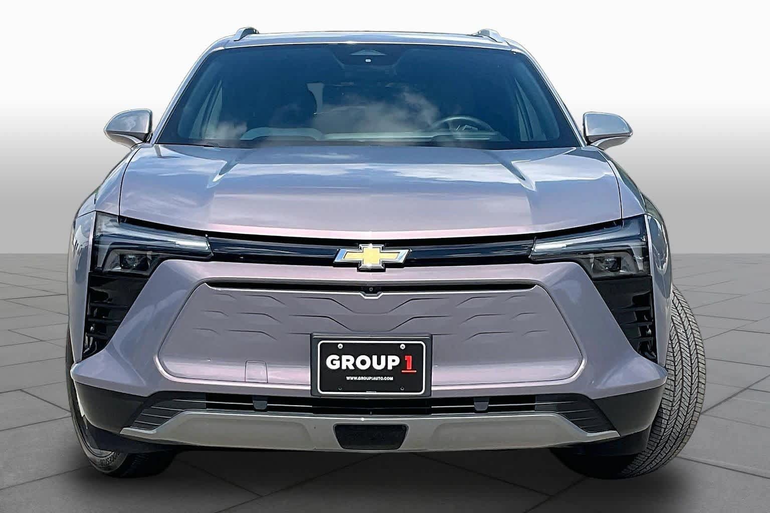 Used 2024 Chevrolet Blazer EV LT AWD/4WD image 3