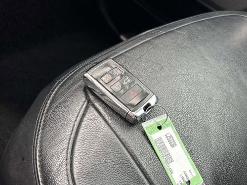Used 2018 Land Rover Range Rover HSE image 24