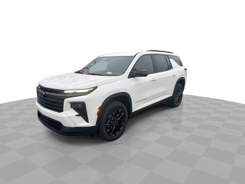 New 2026 Chevrolet Traverse LT w/ Enhanced Driving Package FWD image 5