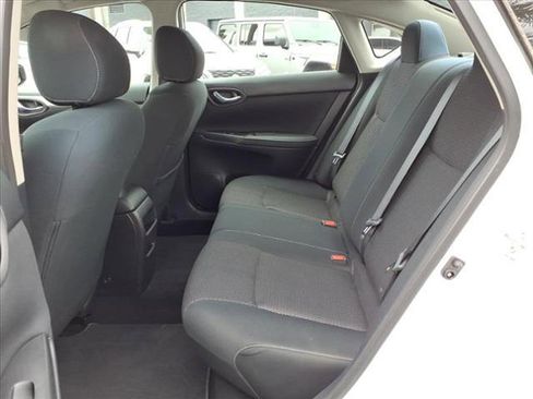 Used 2019 Nissan Sentra S image 17