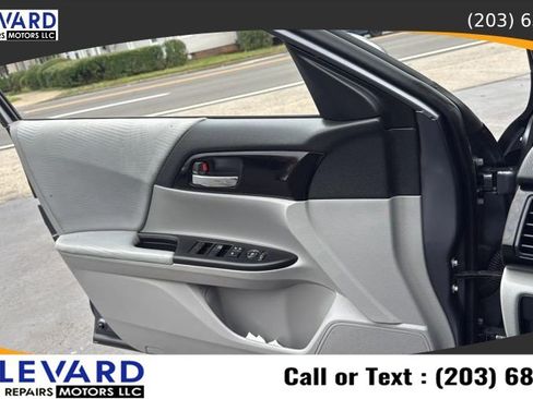 Used 2016 Honda Accord LX image 37
