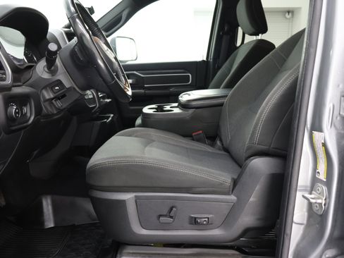 Used 2021 RAM 2500 Big Horn w/ Level 2 Equipment Group image 8