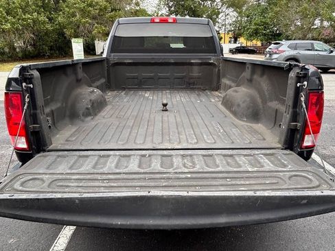 Used 2017 RAM 3500 Tradesman w/ Chrome Appearance Group image 18