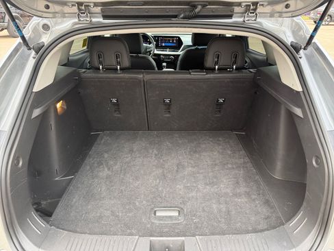 Used 2025 Chevrolet Trax LT image 31