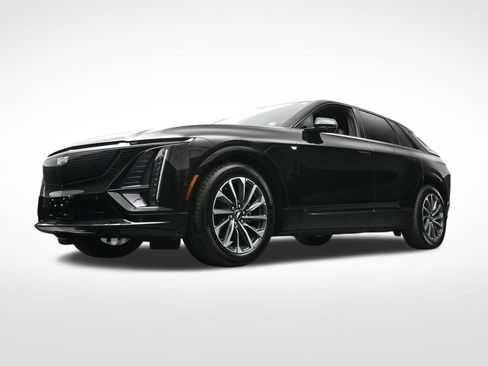 Used 2025 Cadillac Lyriq Sport w/ LPO, Floor Liner Package RWD image 23