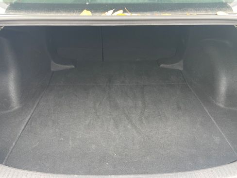 Used 2025 Toyota Corolla LE image 29