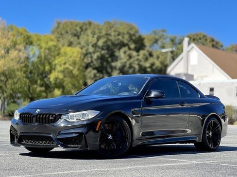 Used 2016 BMW M4 Convertible image 1