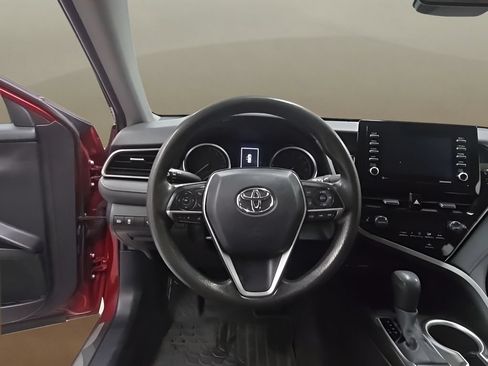 Used 2022 Toyota Camry LE FWD image 22