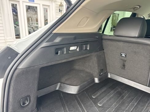 Certified 2023 Buick Envision Essence image 40