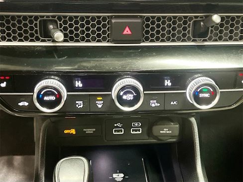 Used 2024 Honda Civic Touring image 16