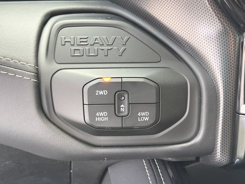 New 2026 RAM 3500 Limited AWD/4WD image 15