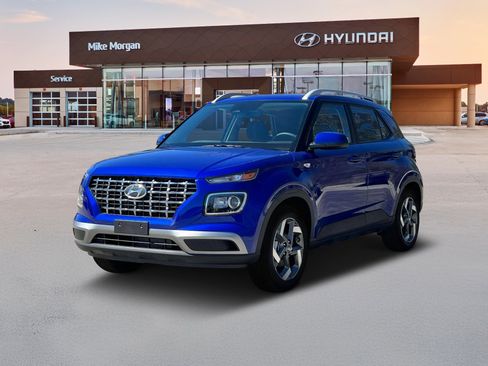Certified 2025 Hyundai Venue SEL FWD image 1