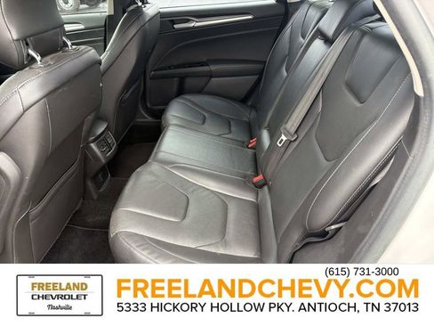 Used 2015 Ford Fusion Titanium image 17