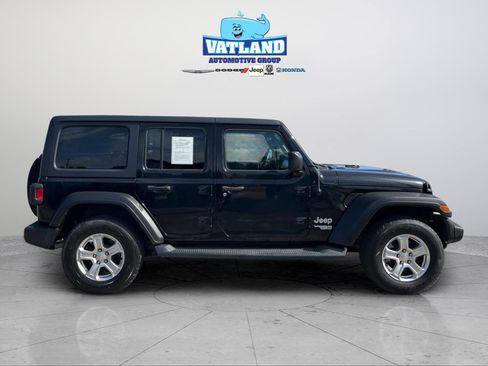 Used 2019 Jeep Wrangler Unlimited Sport S image 6