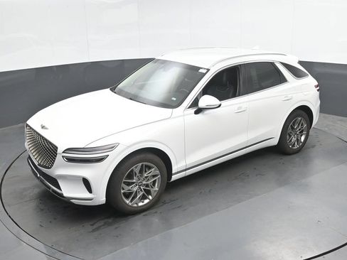Used 2025 Genesis GV70 2.5T AWD/4WD image 38