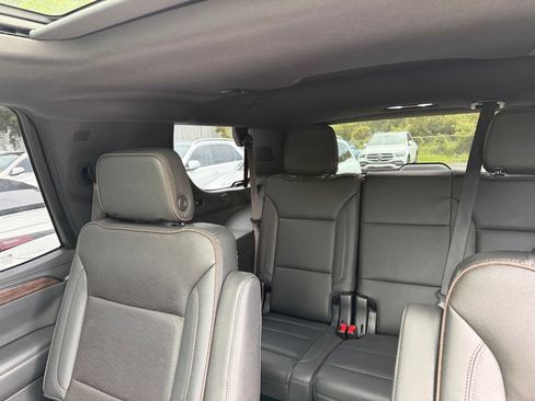 Used 2021 Chevrolet Tahoe High Country w/ Premium Package 2 AWD/4WD image 12