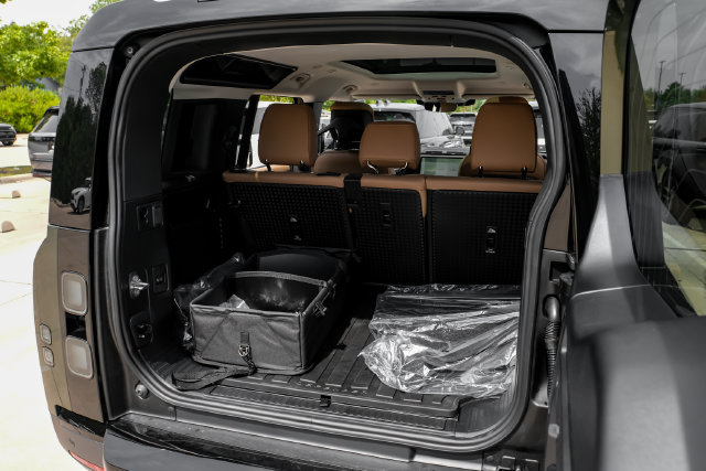 New 2026 Land Rover Defender 110 S AWD/4WD image 56