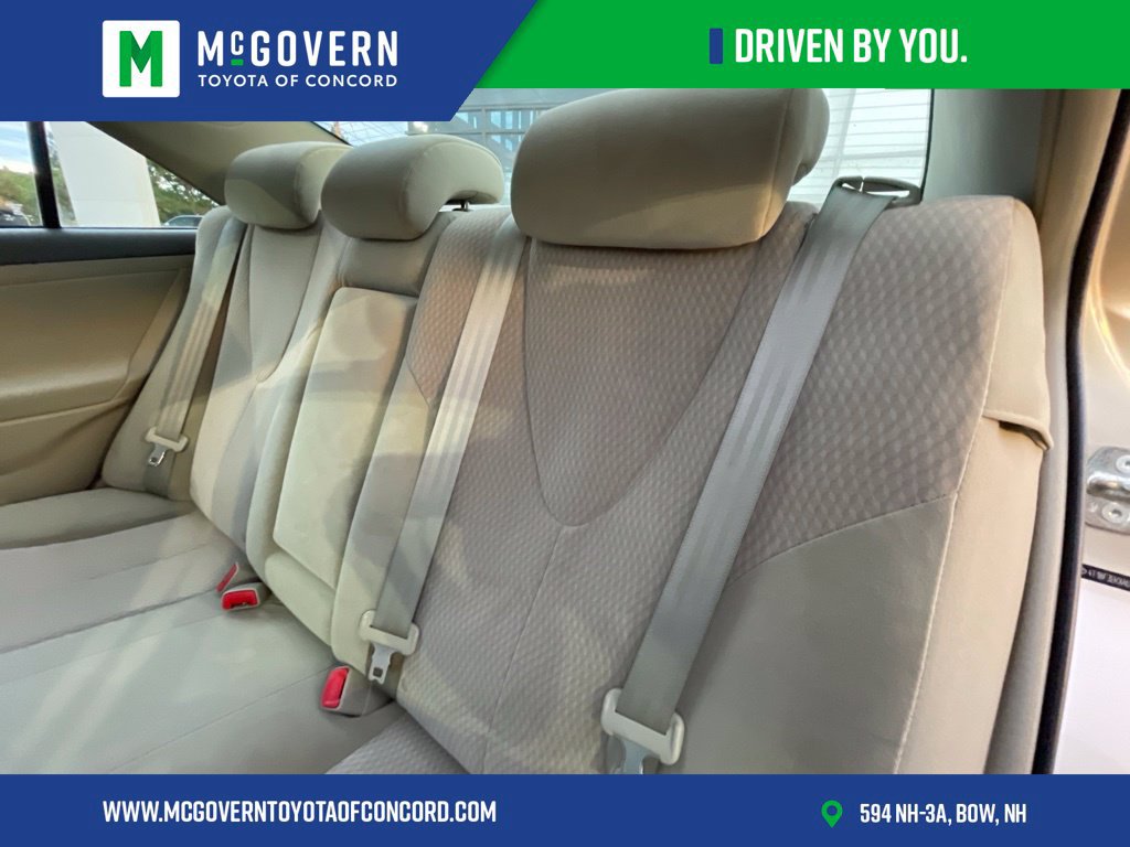 Used 2010 Toyota Camry LE FWD image 18