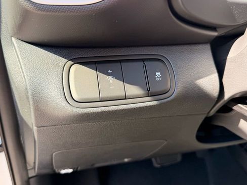 New 2026 Hyundai Venue SEL image 12