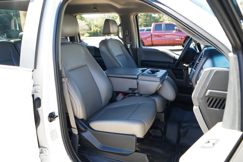 Used 2017 Ford F350 XL w/ Power Equipment Group AWD/4WD image 13
