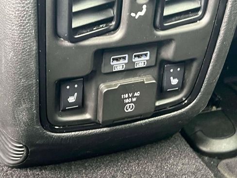 Used 2024 Dodge Durango R/T AWD/4WD image 16