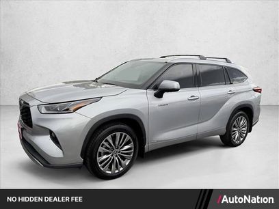 Certified 2020 Toyota Highlander Platinum
