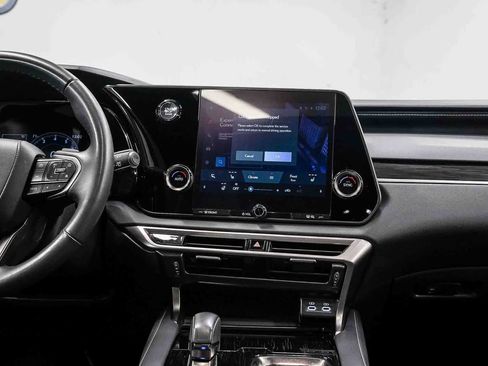 Used 2024 Lexus RX 350 FWD w/ Technology Package image 13