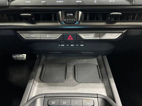New 2027 Kia Telluride SX X-Line AWD/4WD image 24