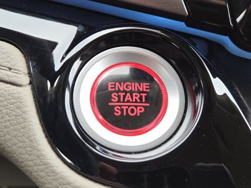 Used 2024 Honda Odyssey Touring image 33