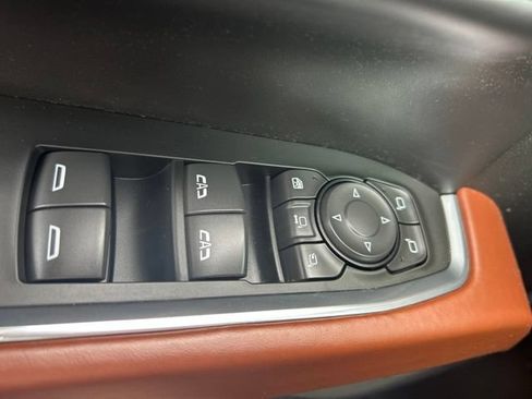 Used 2025 GMC Sierra 3500 Denali Ultimate AWD/4WD image 39