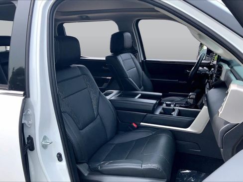 Used 2023 Toyota Tundra Limited w/ Power Package AWD/4WD image 9
