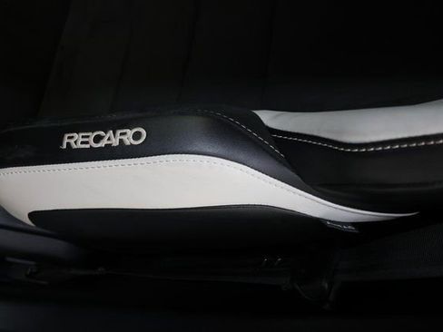 Used 2022 Ford Mustang Shelby GT500 w/ Carbon Fiber Track Pack image 71