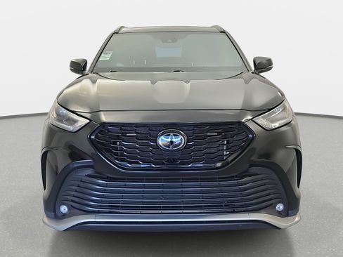 Used 2023 Toyota Highlander XSE image 8