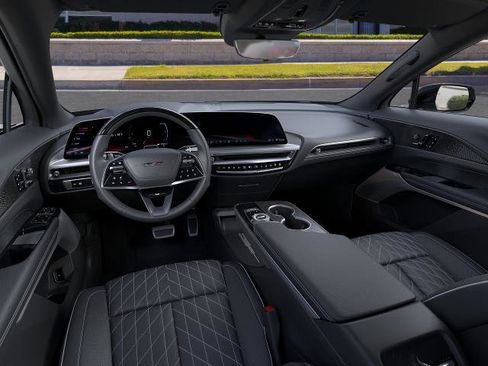 New 2026 Cadillac Lyriq V AWD/4WD image 15