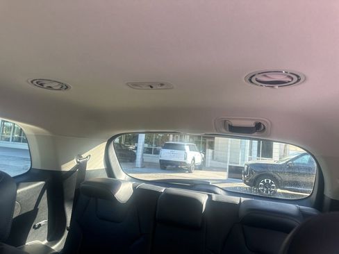 Certified 2024 Kia Telluride S w/ S Sunroof Package image 8