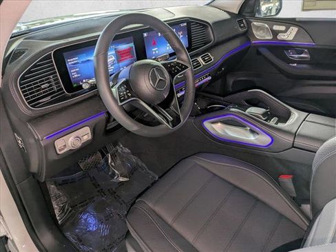 New 2026 Mercedes-Benz GLS 450 4MATIC image 3