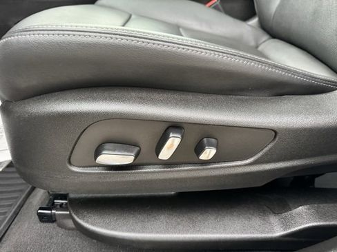 Used 2024 Cadillac XT6 Sport image 14