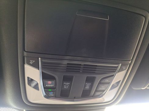 Certified 2023 Acura MDX A-Spec image 17