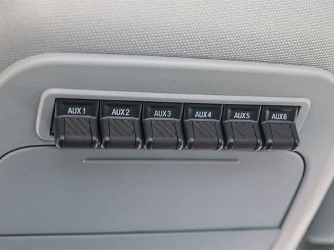 New 2025 Ford F250 XL w/ XL Chrome Package image 25