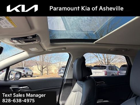 New 2026 Kia Sportage EX image 13