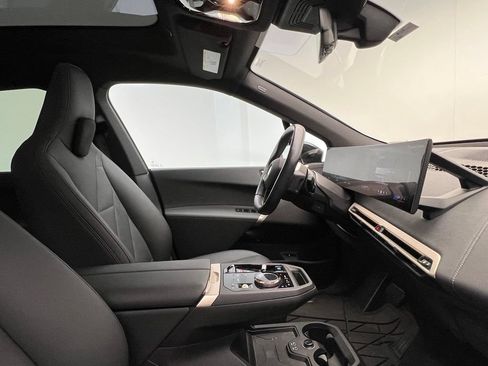Certified 2024 BMW iX xDrive50 AWD/4WD image 6