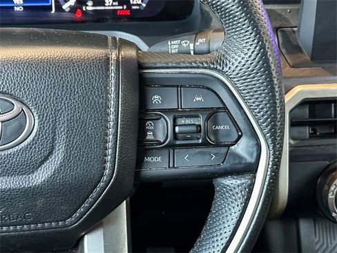 Used 2024 Toyota Tacoma TRD Off-Road image 18