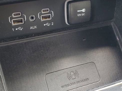 Used 2021 Jeep Grand Cherokee L Laredo w/ Luxury Tech Group I AWD/4WD image 26