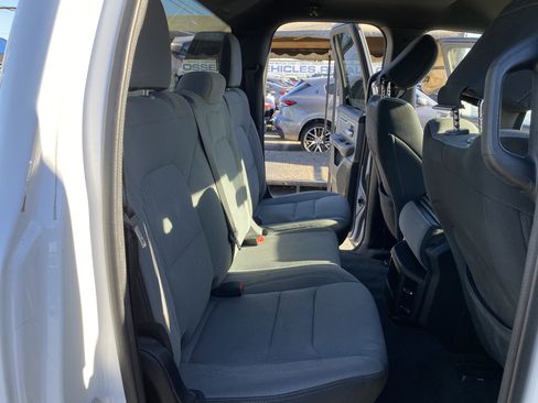 Used 2022 RAM 1500 Big Horn AWD/4WD image 23