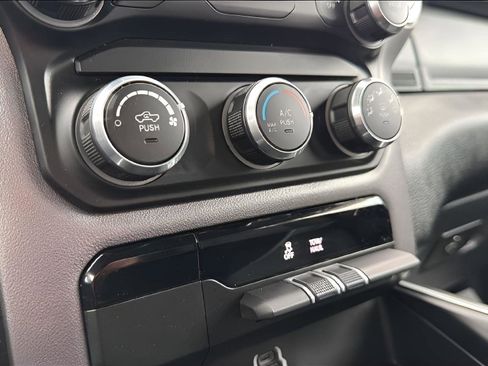 Used 2022 RAM 1500 Big Horn image 19