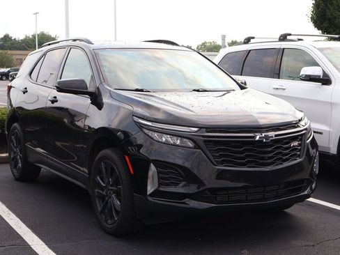 Used 2024 Chevrolet Equinox RS AWD/4WD image 3