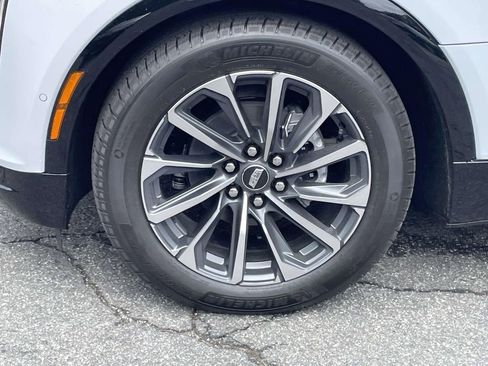 New 2026 Cadillac Lyriq Sport image 9