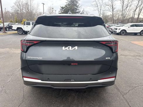 New 2026 Kia Sportage EX AWD/4WD image 3