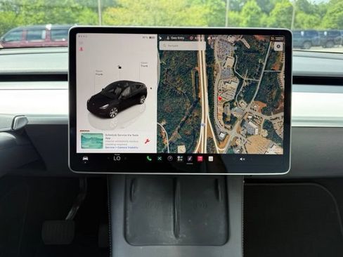 Used 2024 Tesla Model Y Long Range AWD/4WD image 20